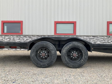 New 2024 Diamond C 102"x28' GN Extreme Duty Equipment Trailer - LPX-GN210