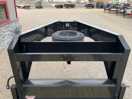 New 2024 Diamond C 102"x28' GN Extreme Duty Equipment Trailer - LPX-GN210