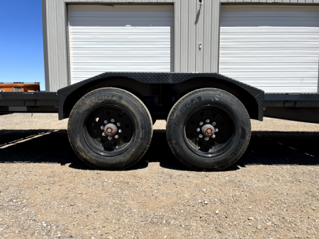 New 2024 Diamond C 102"x28' GN Extreme Duty Equipment Trailer - LPX-GN210