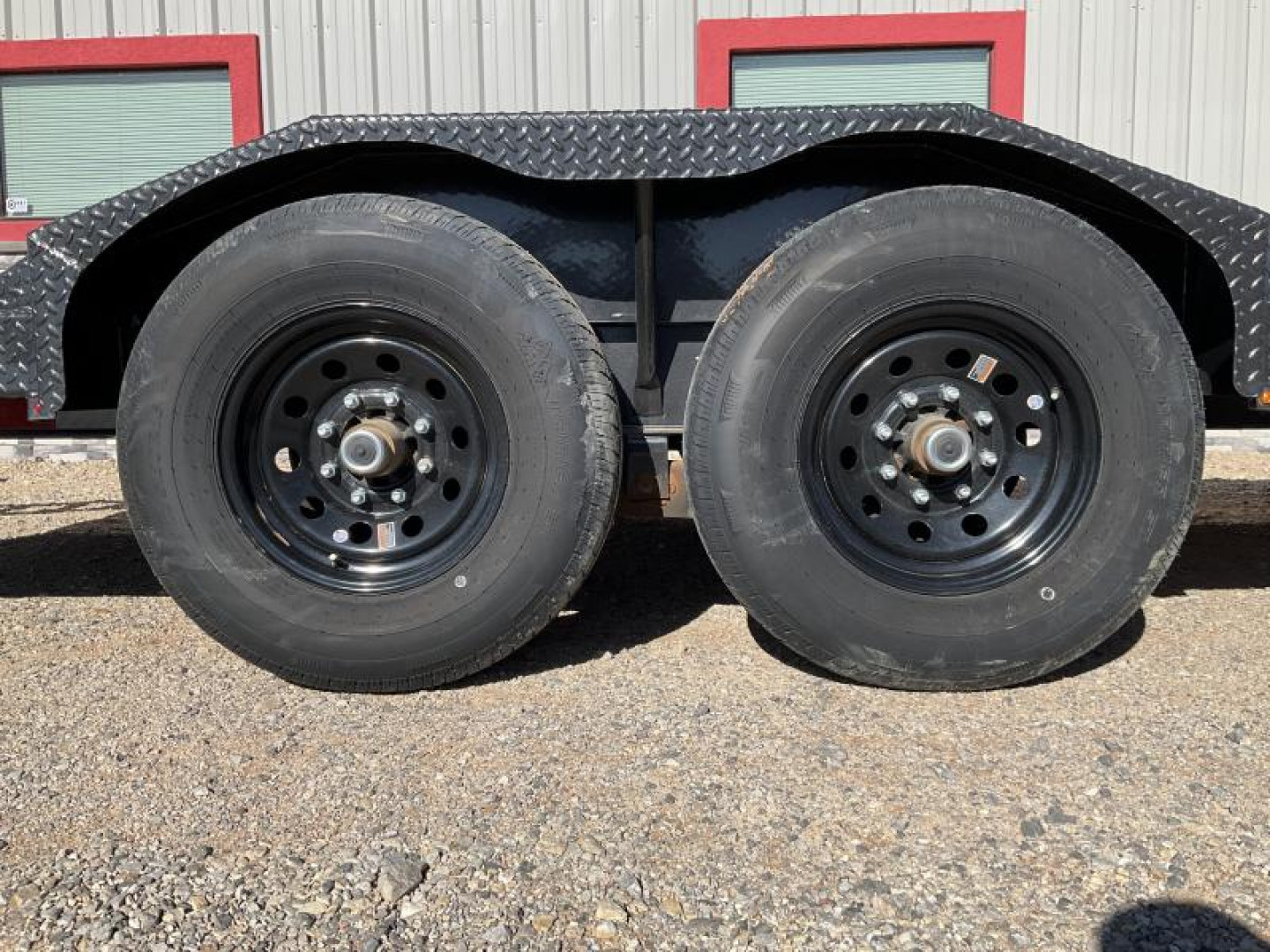 New 2023 Diamond C 102"x18' BP Extreme Duty Equipment Trailer - LPX207