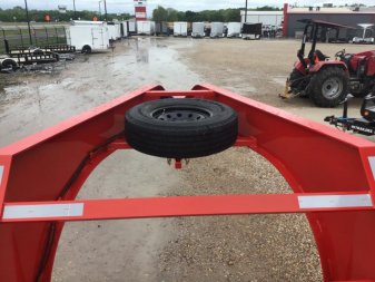 New 2024 PJ 102"x30' GN Low Pro Flatbed w/ Singles - LS