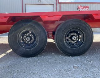 New 2024 PJ 102"x30' GN Low Pro Flatbed w/ Singles - LS