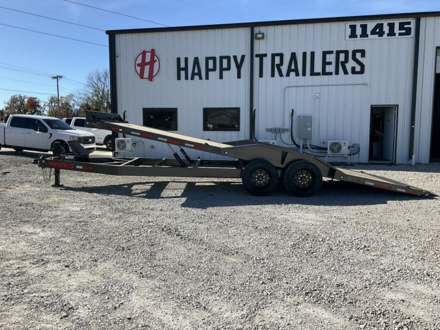 New 2025 102”x24’ MAXX-D BP HD Channel Power Tilt – T8X