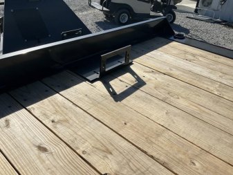 New 2025 102”x24’ MAXX-D BP HD Channel Power Tilt – T8X