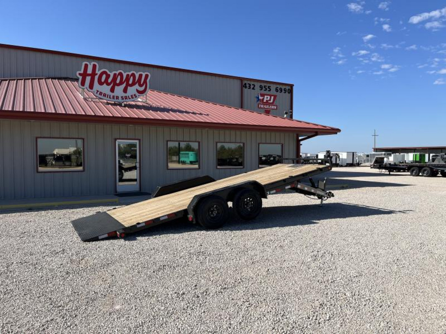 New 2025 PJ 83"x20' BP 5" Channel Hydraulic Quick Tilt - TH