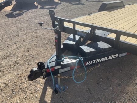 New 2025 PJ 83"x20' BP 5" Channel Hydraulic Quick Tilt - TH