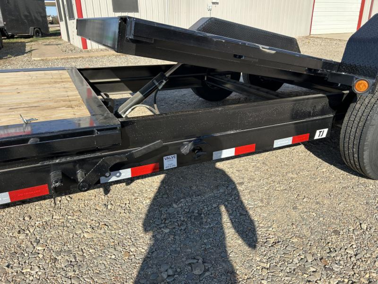 New 2025 PJ 82"x22' BP 6" Channel HD Equipment Tilt - TJ