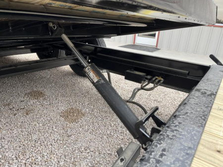 New 2025 PJ 82"x22' BP 6" Channel HD Equipment Tilt - TJ