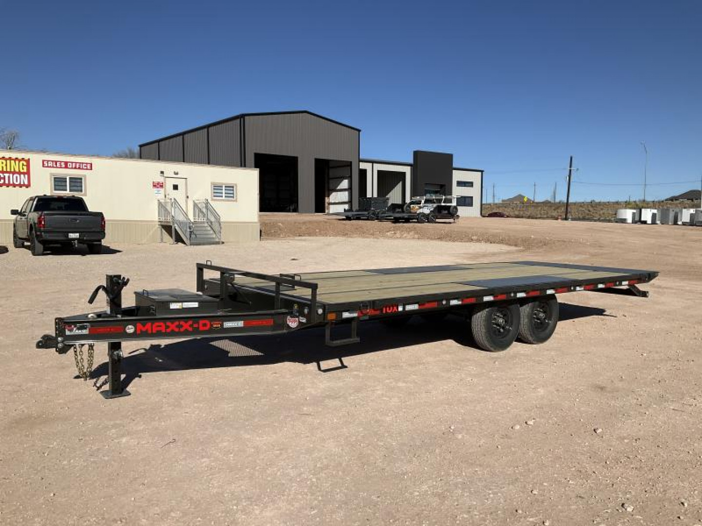New 2025 102”x22’ MAXX-D BP 14K Deckover Tilt – TOX