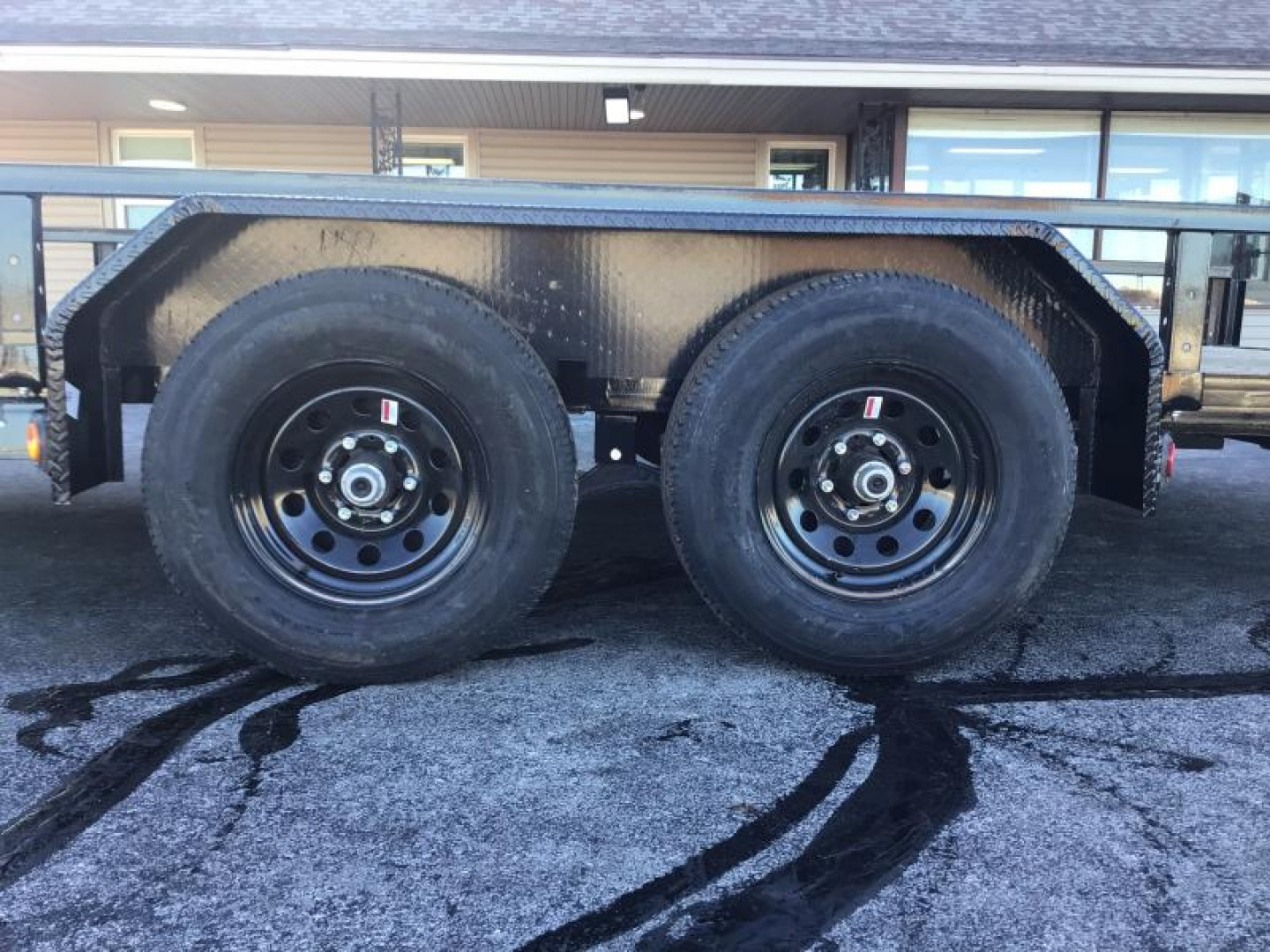 New 2025 PJ 83"x20' Tandem Axle Utility Trailer - UL