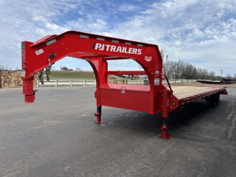 New 2025 PJ 102"x30' GN Low Pro Flatbed w/ Singles - LS