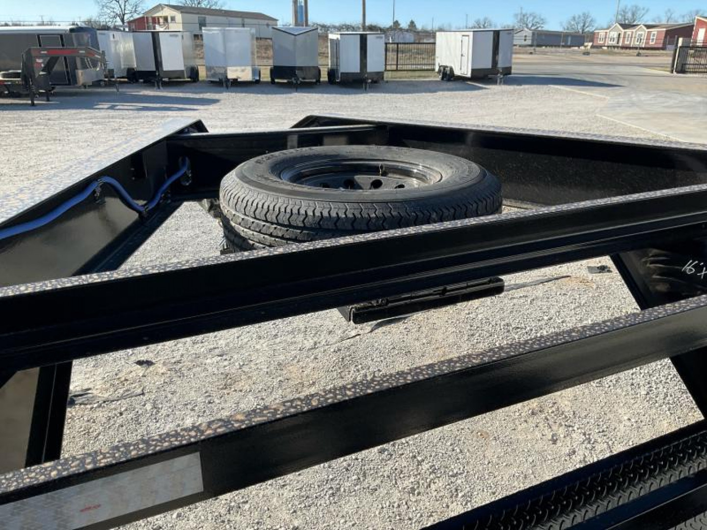 New 2025 Load Trail 83"x16' GN Low-Pro Dump w/ 24" Sides- DG