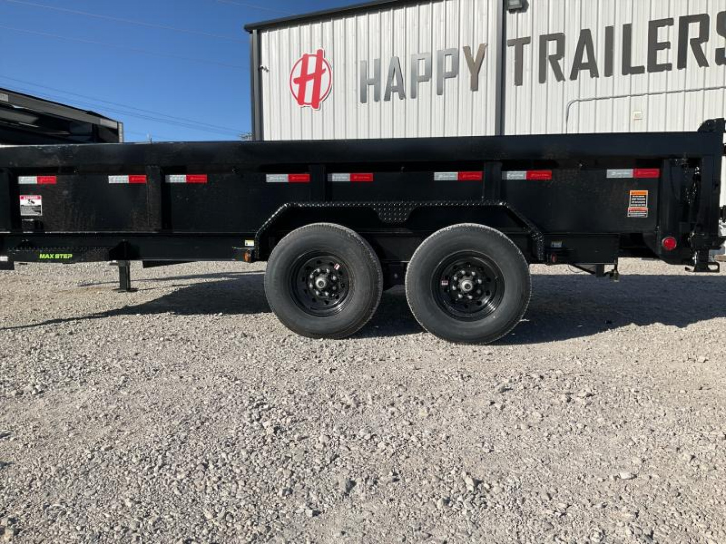 New 2025 Load Trail 83"x16' GN Low-Pro Dump w/ 24" Sides- DG