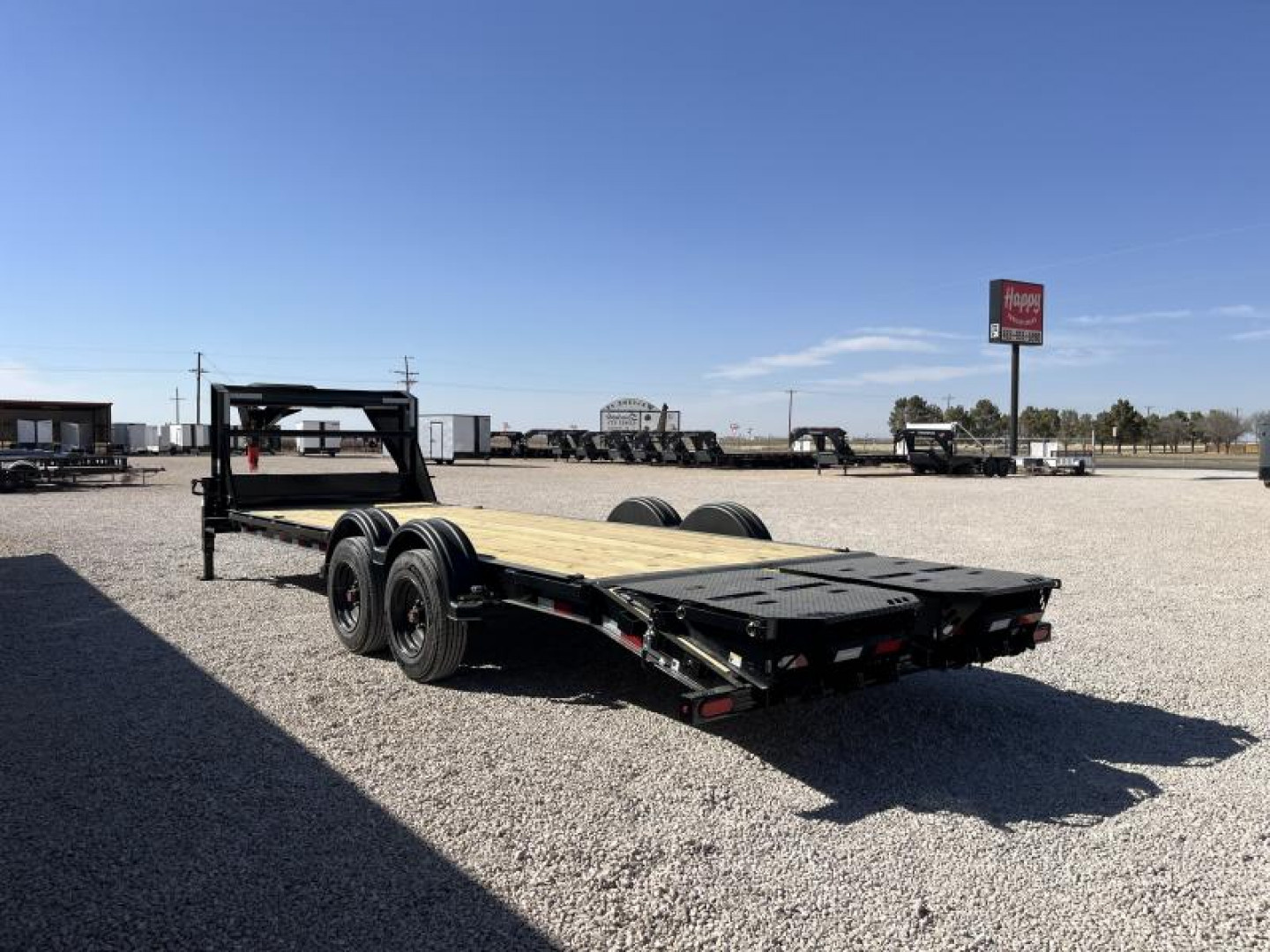 New 2025 PJ 83''x24' GN 8" I-Beam Equipment Trailer - EV
