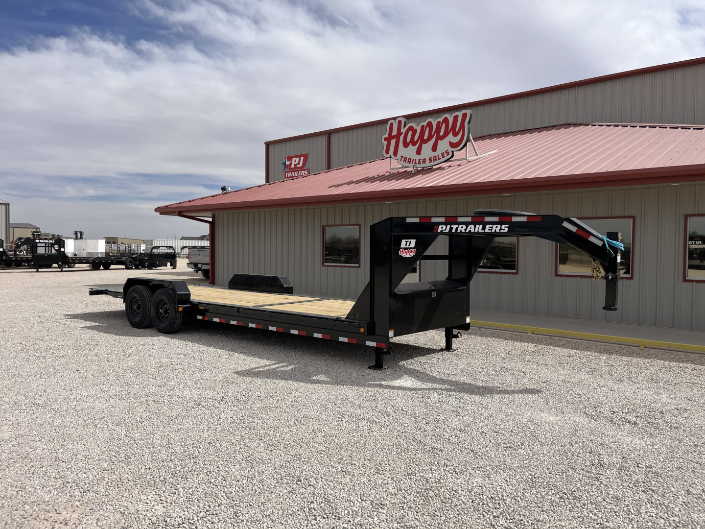 New 2025 PJ 82"x24' GN 6" Channel HD Equipment Tilt - TJ