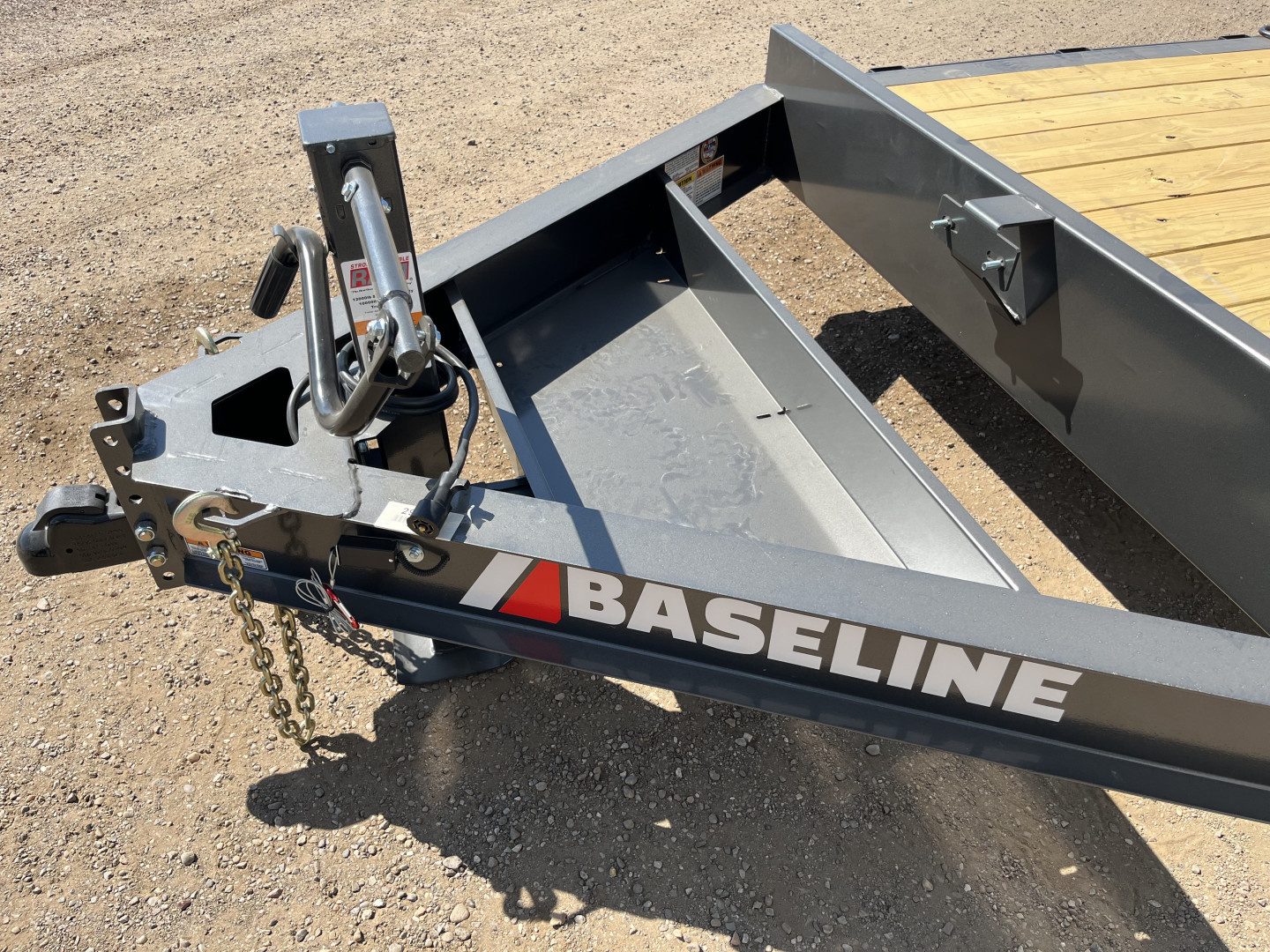New 2025 Diamond C 82"x22' BP Baseline HD Tilt - HTL208