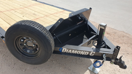 New 2025 Diamond C 83"x20' BP Single Car Hauler - GTF206