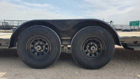 New 2025 Diamond C 83"x20' BP Single Car Hauler - GTF206