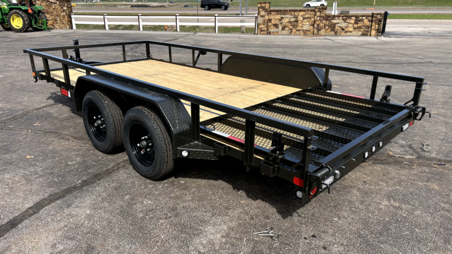 New 2025 83”x 16’ MAXX-D Tandem Axle Utility – U3X