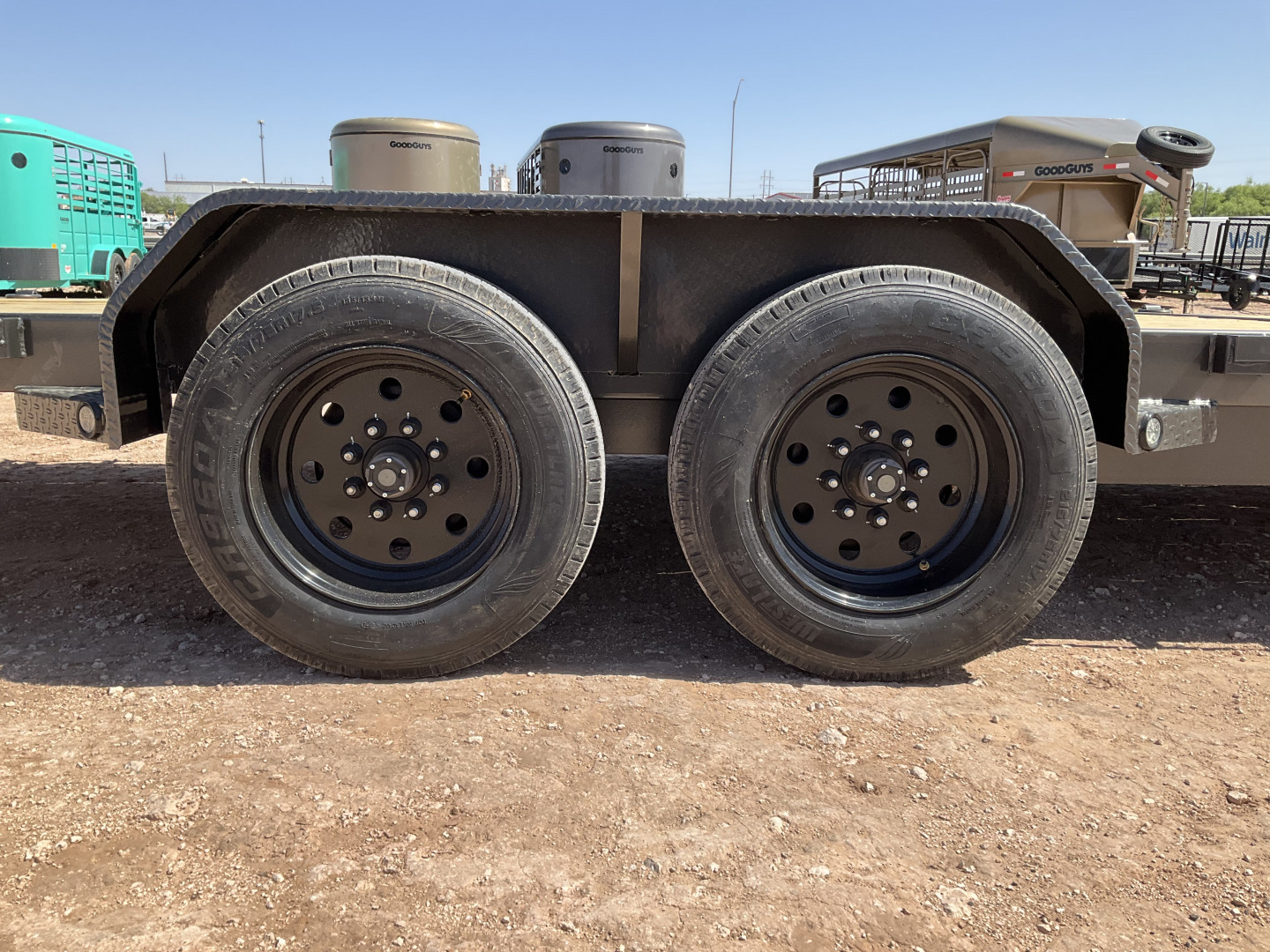 New 2025 83”x22’ MAXX-D BP Gravity Equipment Tilt – G8X