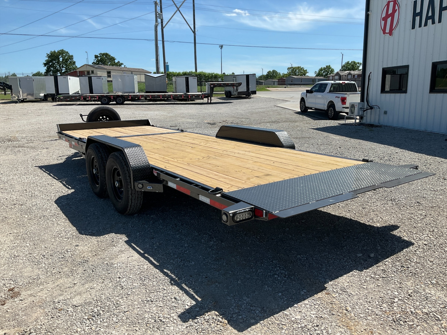 New 2025 83”x22’ MAXX-D BP Gravity Equipment Tilt – G6X