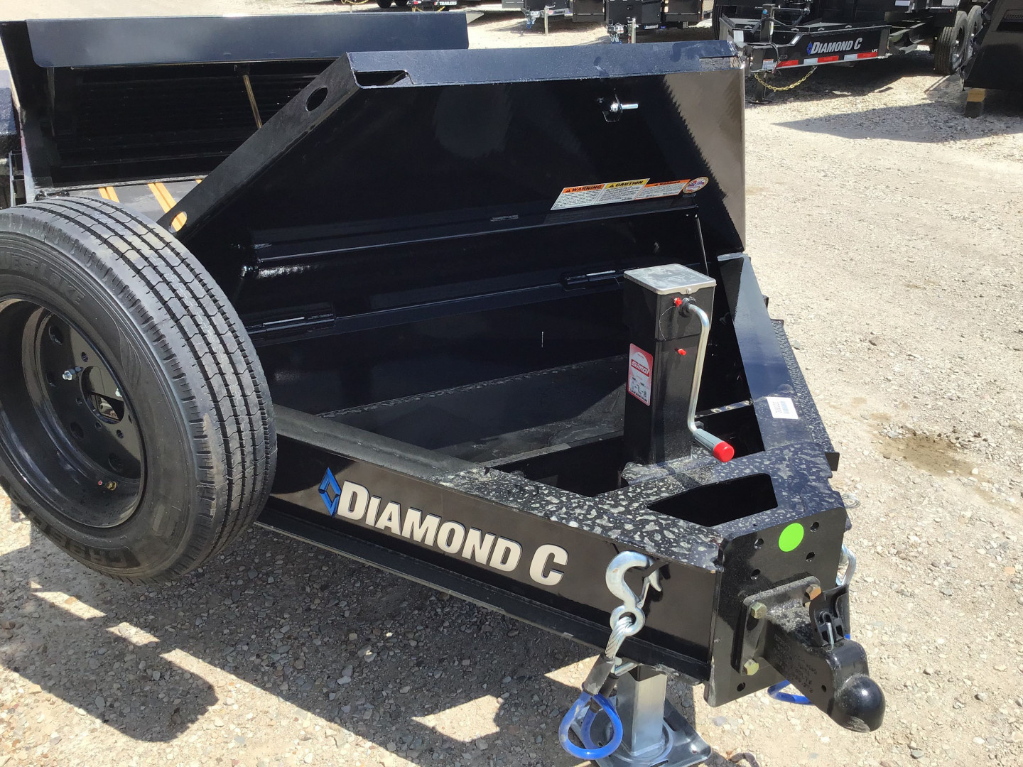New 2025 Diamond C 82"x22' BP Hydraulically Dampened Tilt - HDT210 Pacesetter Edition
