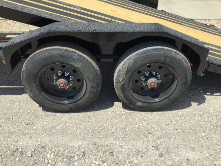 New 2025 Diamond C 82"x22' BP Hydraulically Dampened Tilt - HDT210 Pacesetter Edition