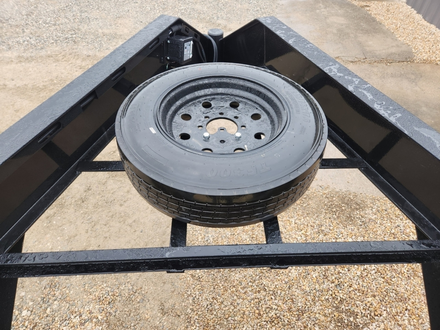 New 2026-Iron-Bull-Trailers-102”x28’-HD-Gooseneck-I-Beam-Equipment-Trailer-Black-1906954