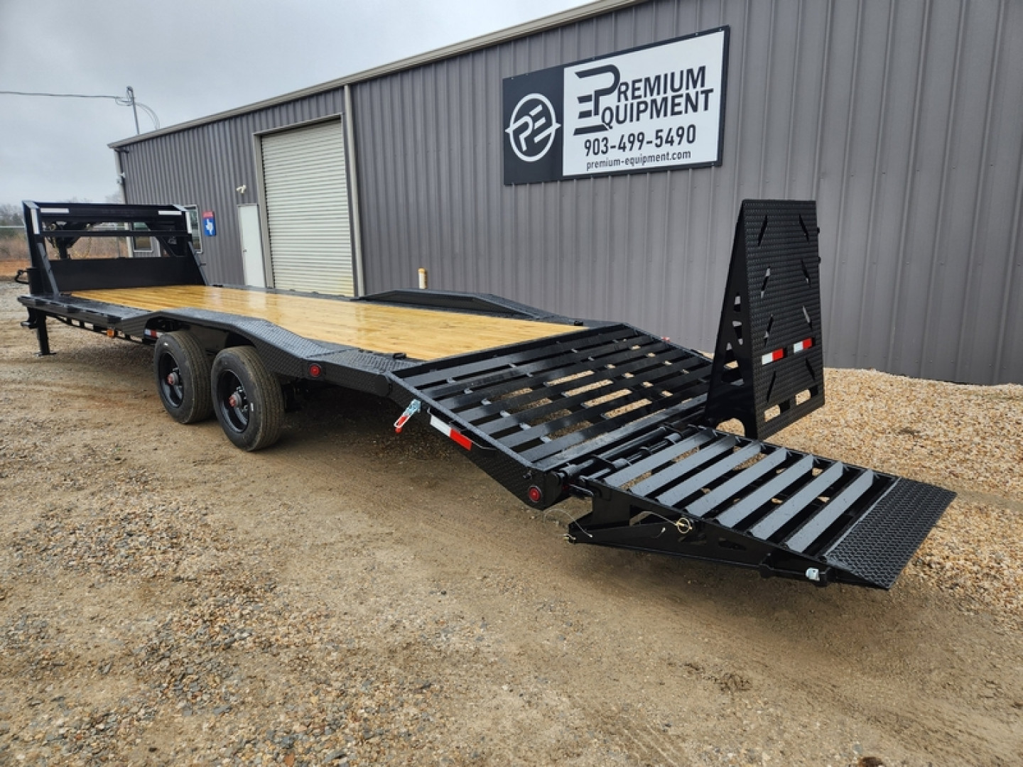 New 2026-Iron-Bull-Trailers-102”x28’-HD-Gooseneck-I-Beam-Equipment-Trailer-Black-1906954