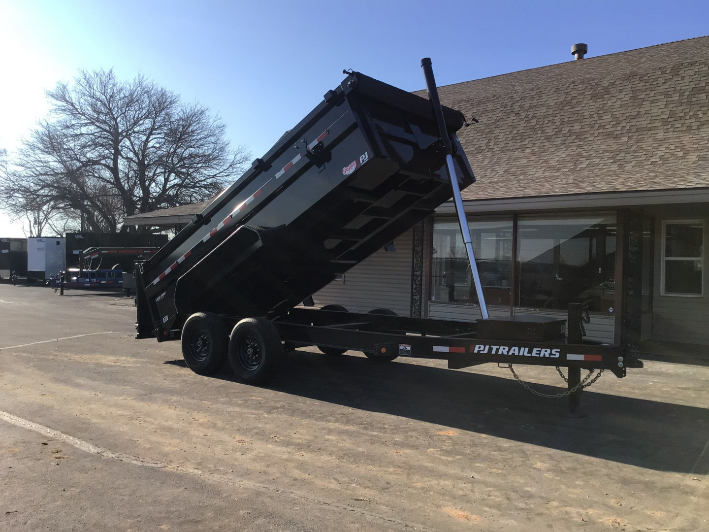 New 2024 PJ 83"x14' BP Tandem Axle Low Pro Telescopic Dump w/ 36" Sides - DT