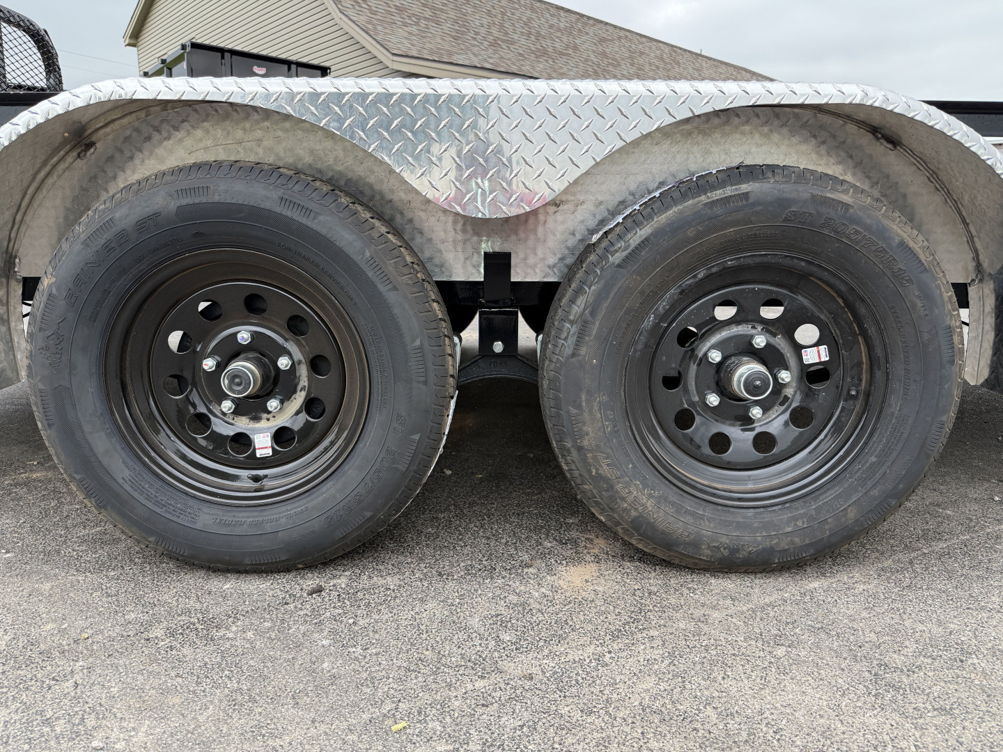 New 2025 PJ 83"x16' Tandem Axle Utility Trailer - UL