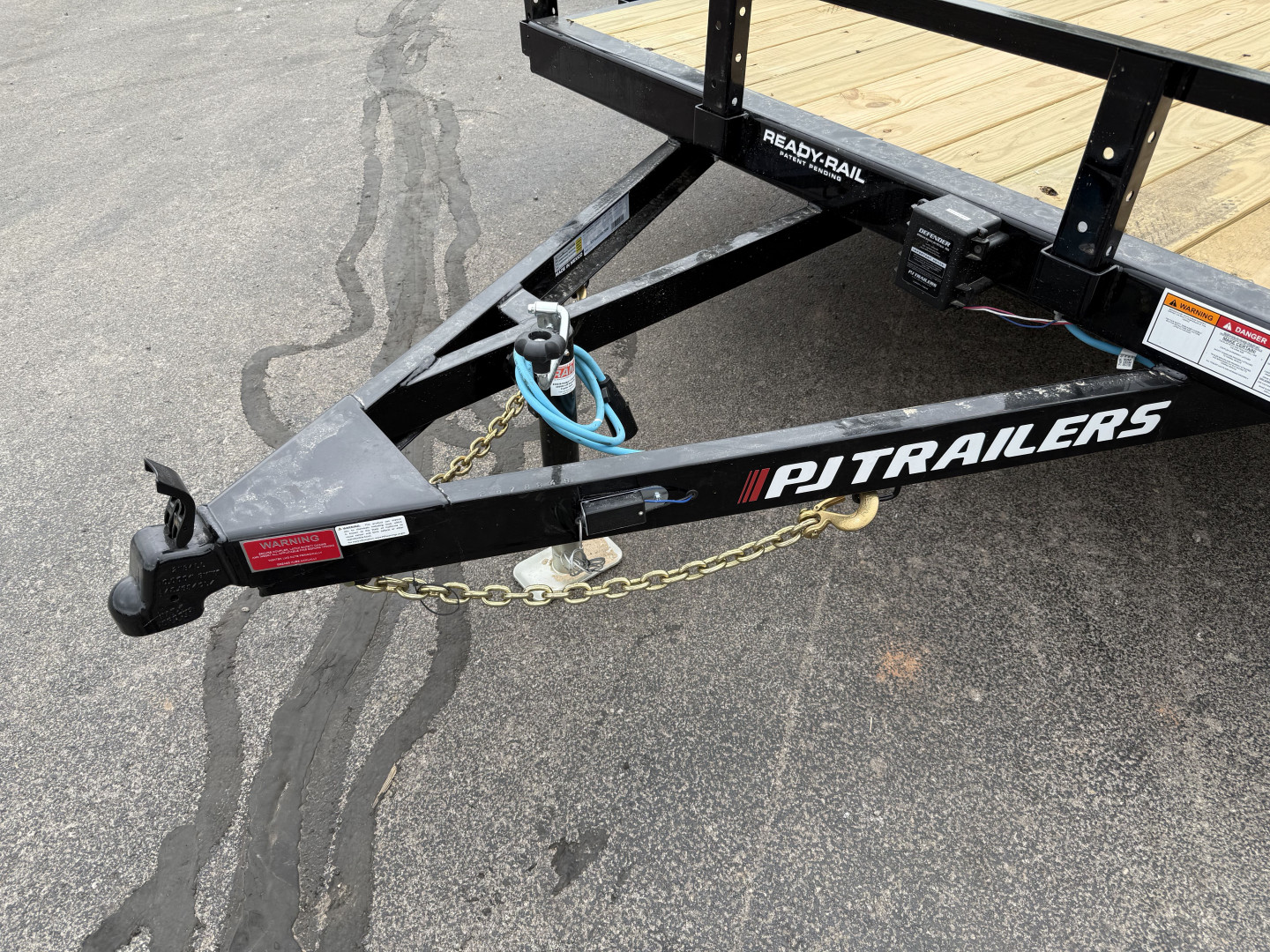 New 2025 PJ 83"x16' Tandem Axle Utility Trailer - UL