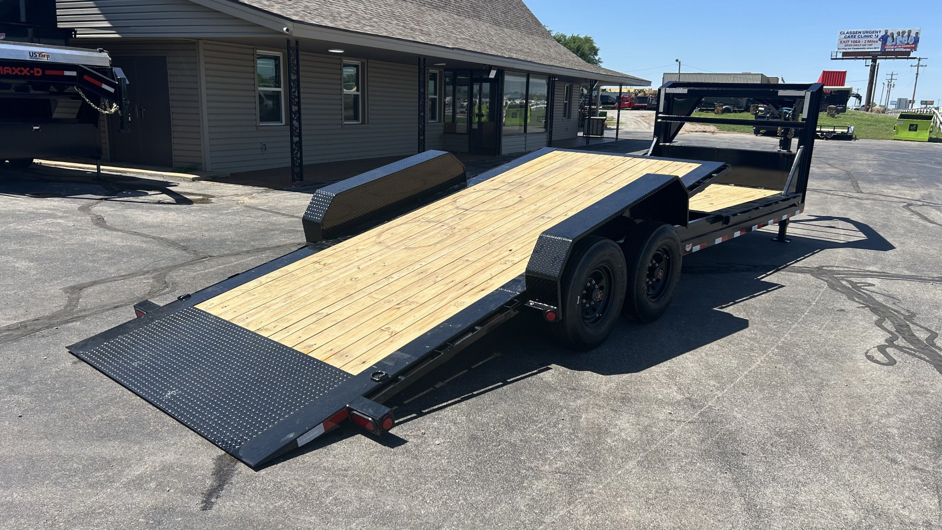 New 2025 PJ 82"x24' GN 6" Channel HD Equipment Tilt - TJ