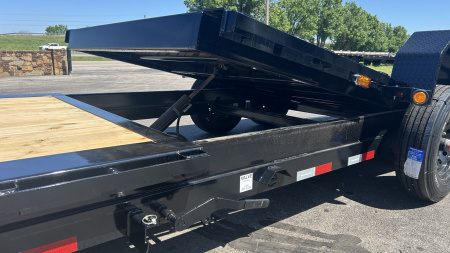 New 2025 PJ 82"x24' GN 6" Channel HD Equipment Tilt - TJ