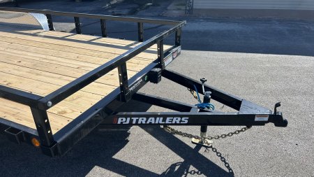 New 2025 PJ 83"x18' Tandem Axle Utility Trailer - UL