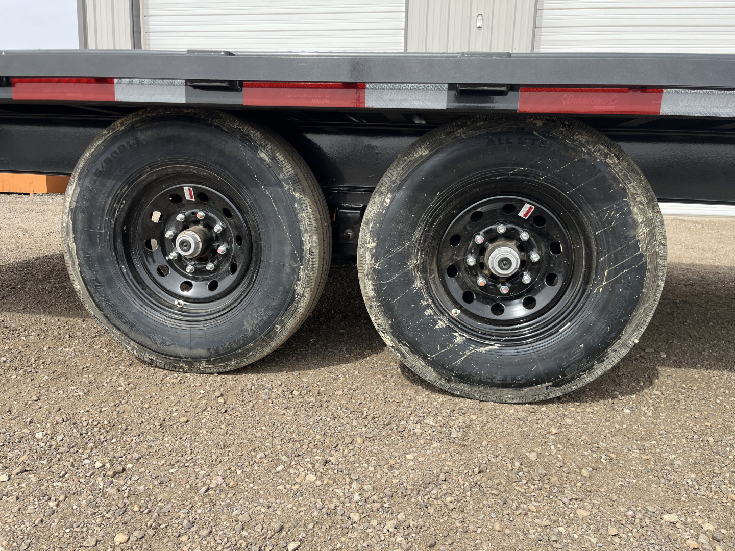 New 2025 Diamond C 102"x20' BP HD Deckover Equipment Trailer - DEC207