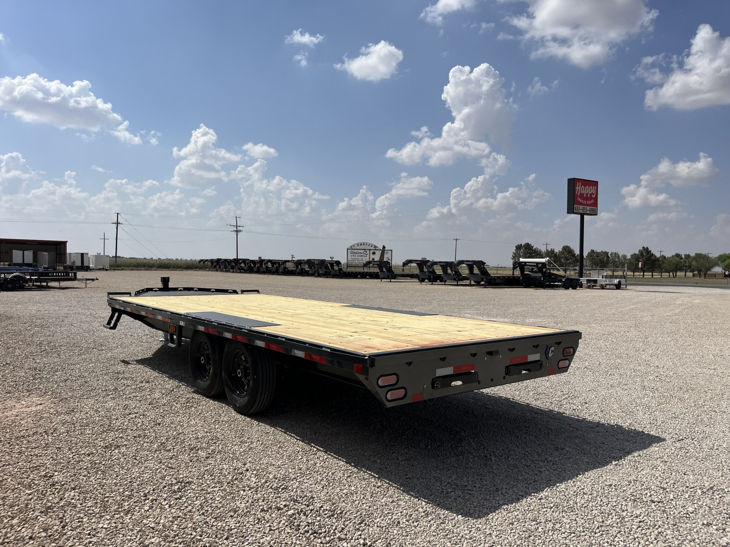 New 2025 Diamond C 102"x20' BP HD Deckover Equipment Trailer - DEC207