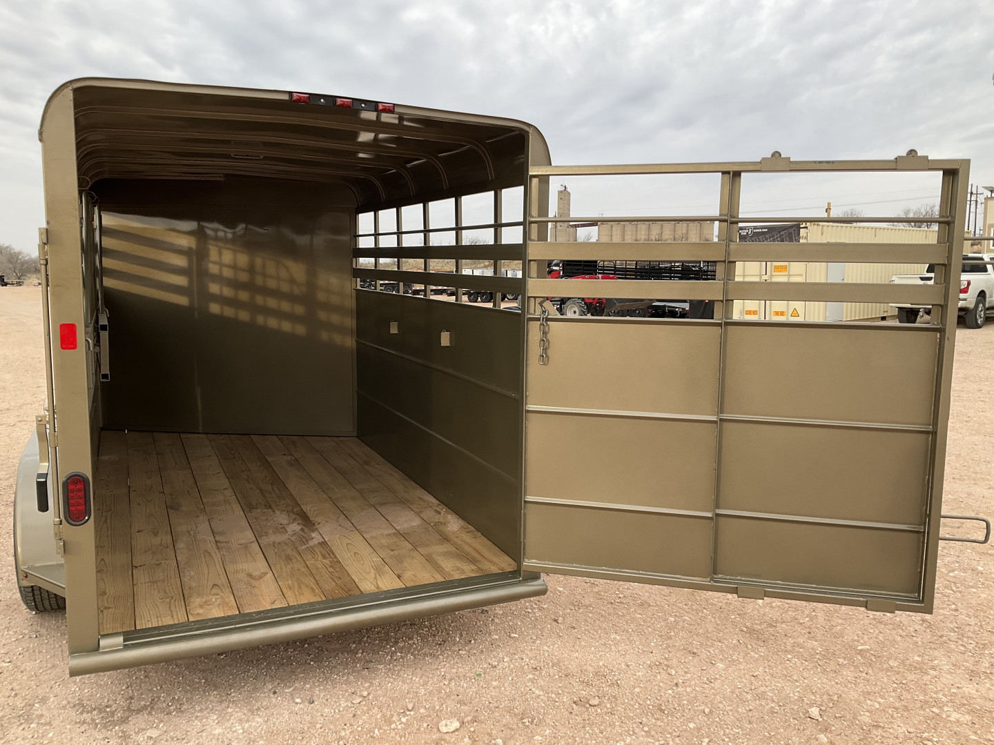 New 2026 Good Guys 16'x6' Horse Trailer w/Tack Room - Roper