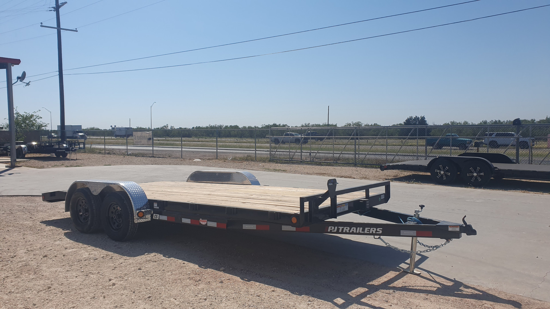 New 2026 PJ 83"x18' BP 5" Channel Carhauler - C5