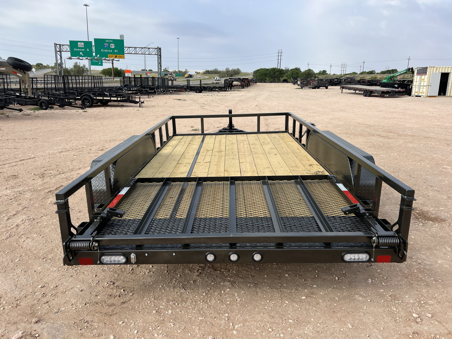 New 2026 83”x 14’ MAXX-D Tandem Axle Utility – U3X