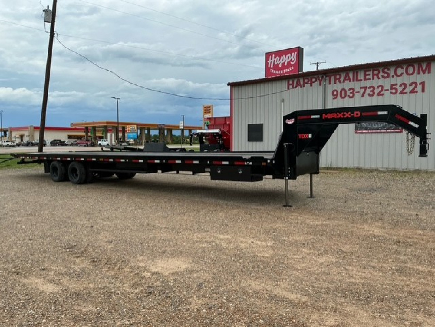 Used *USED* 2024 MAXX-D 102"x40' GN Full Deck Tilt- TDX