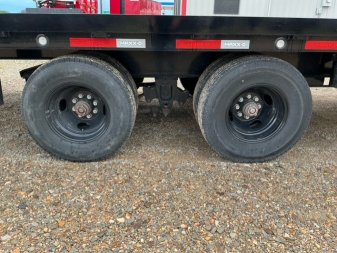 Used *USED* 2024 MAXX-D 102"x40' GN Full Deck Tilt- TDX