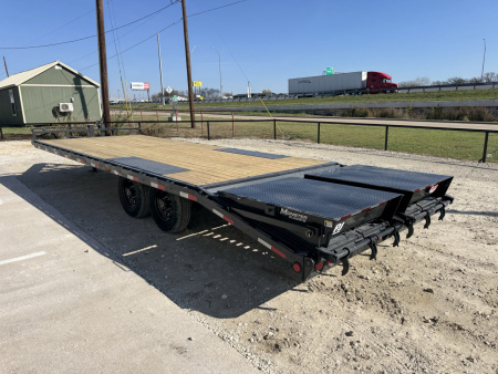 New 2026 PJ 102"x24' BP 8" I-Beam Deckover Trailer - F8