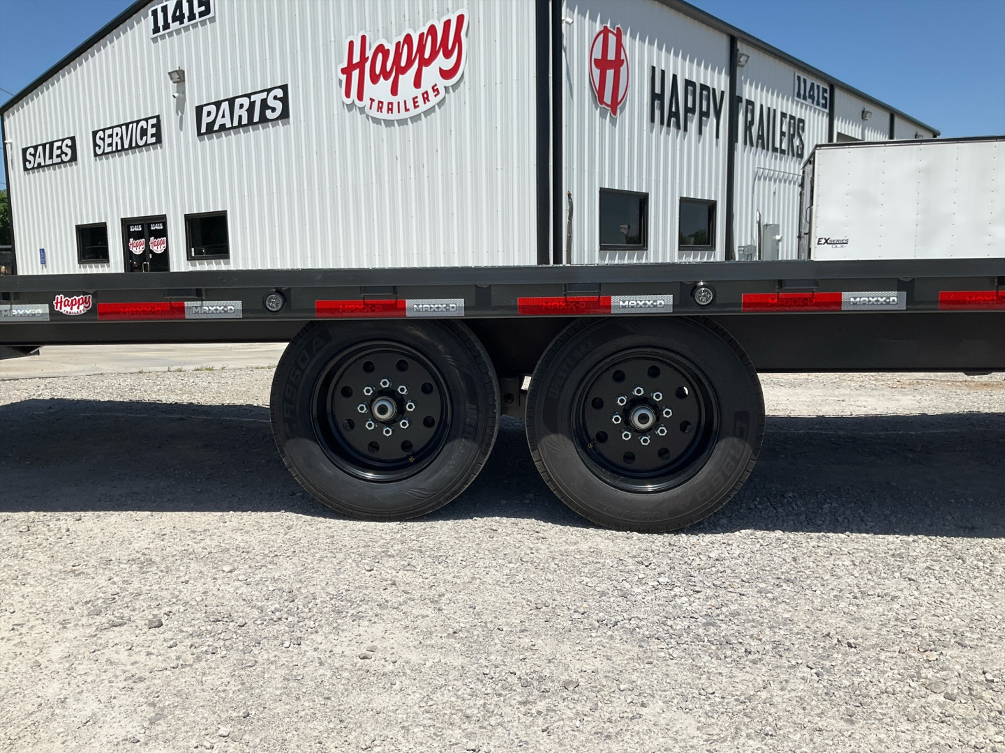 New 2026 102”x22’ MAXX-D BP 14K Deckover Tilt – TOX