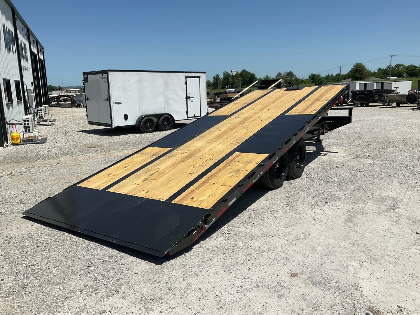 New 2026 102”x22’ MAXX-D BP 14K Deckover Tilt – TOX