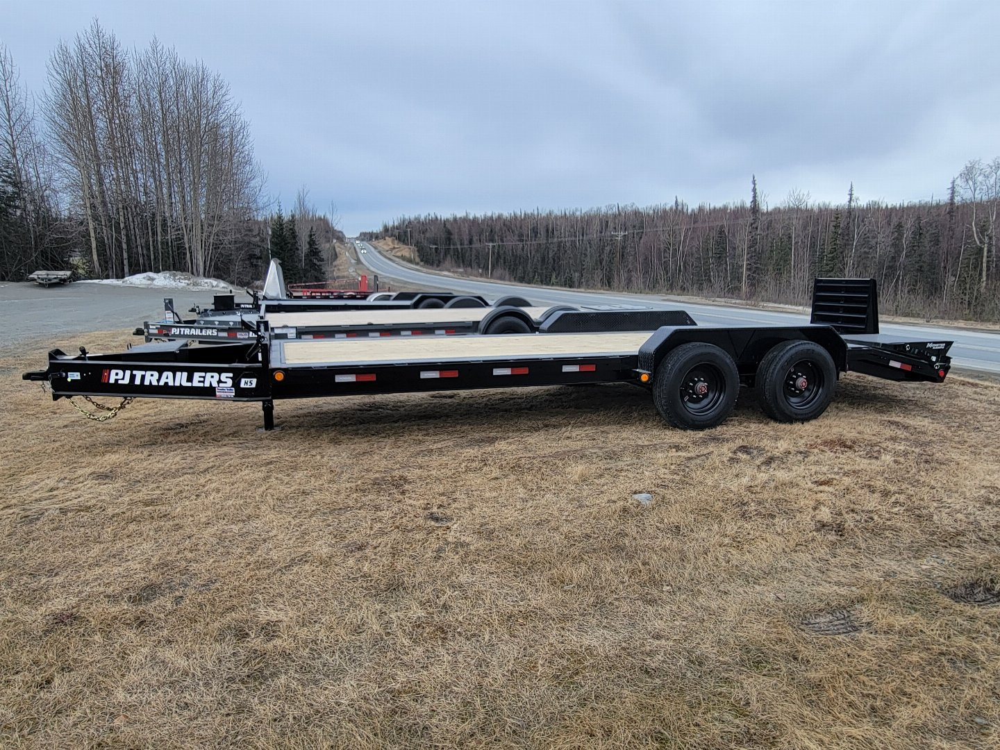 New 2025 PJ Trailers H5 Equipment Trailer