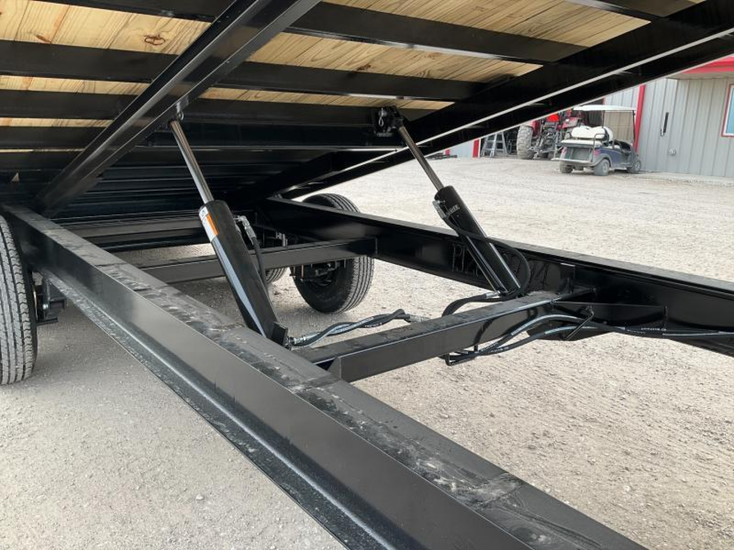 New 2026 PJ 102"x22' BP Deckover Tilt - T8
