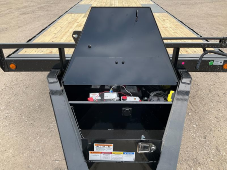 New 2026 PJ 102"x22' BP Deckover Tilt - T8