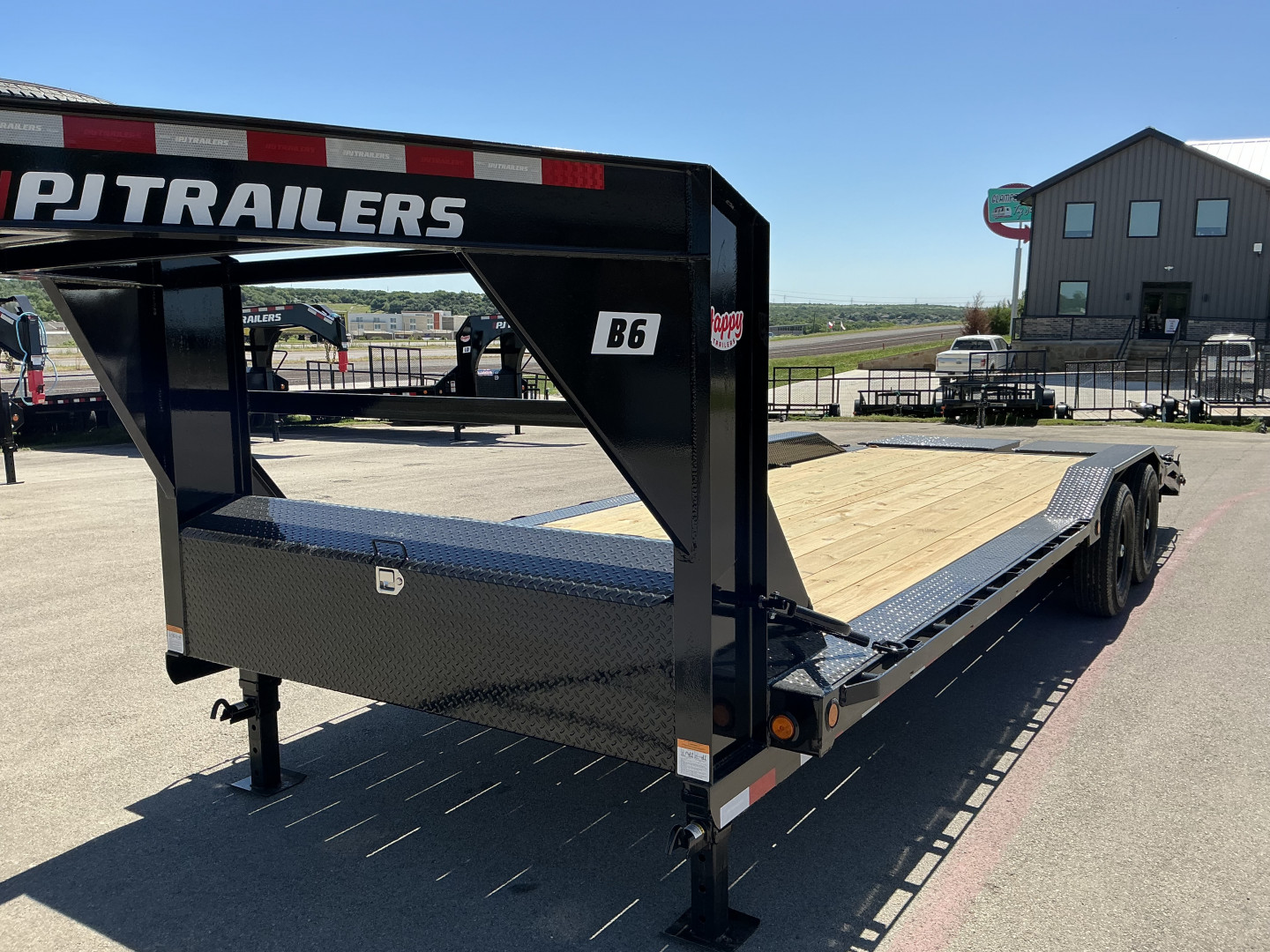 New 2026 PJ 102"x24' GN 6" Channel Super-Wide Equipment Trailer - B6