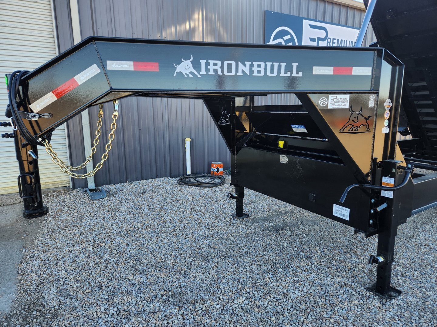 New 2026-Iron-Bull-Trailers-83”x16’-22k-Telescopic-Dump-w/3’-Sides-Black-1906551